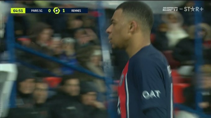 這么早下班？姆巴佩第65分鐘被換下，貢薩洛-拉莫斯替補(bǔ)登場