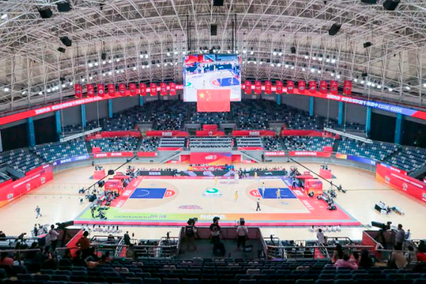 廣廈隊的主場是哪個體育場？